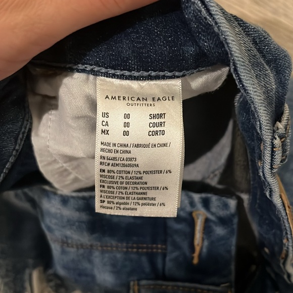 Curvy Hi-Rise American Eagle Jeggings - Picture 4 of 5